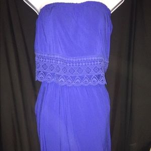 Blue strapless dress